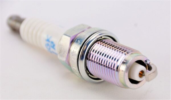 Set of 10 Genuine NGK 6774 Spark Plug Laser Iridium IZFR6K13 - Image 8