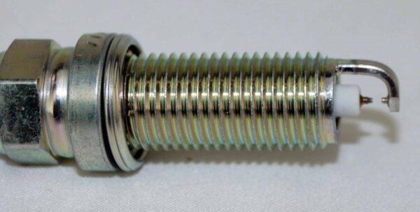 Set of 10 Genuine NGK 9029 DILKAR6A11 Spark Plug Laser Iridium - Image 4