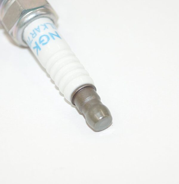 Genuine NGK 92217 DILKAR7B8 Laser Iridium Spark Plug - Image 4