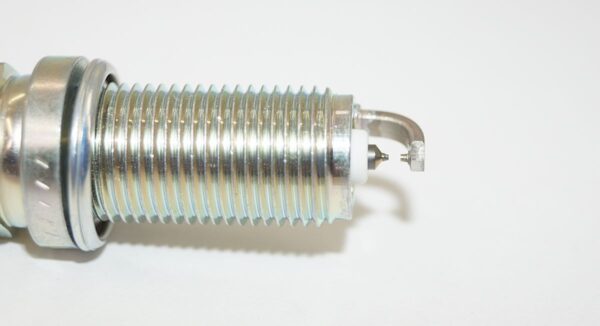 NGK 92491 DILFR6J11 Laser Iridium Spark Plug - Image 3