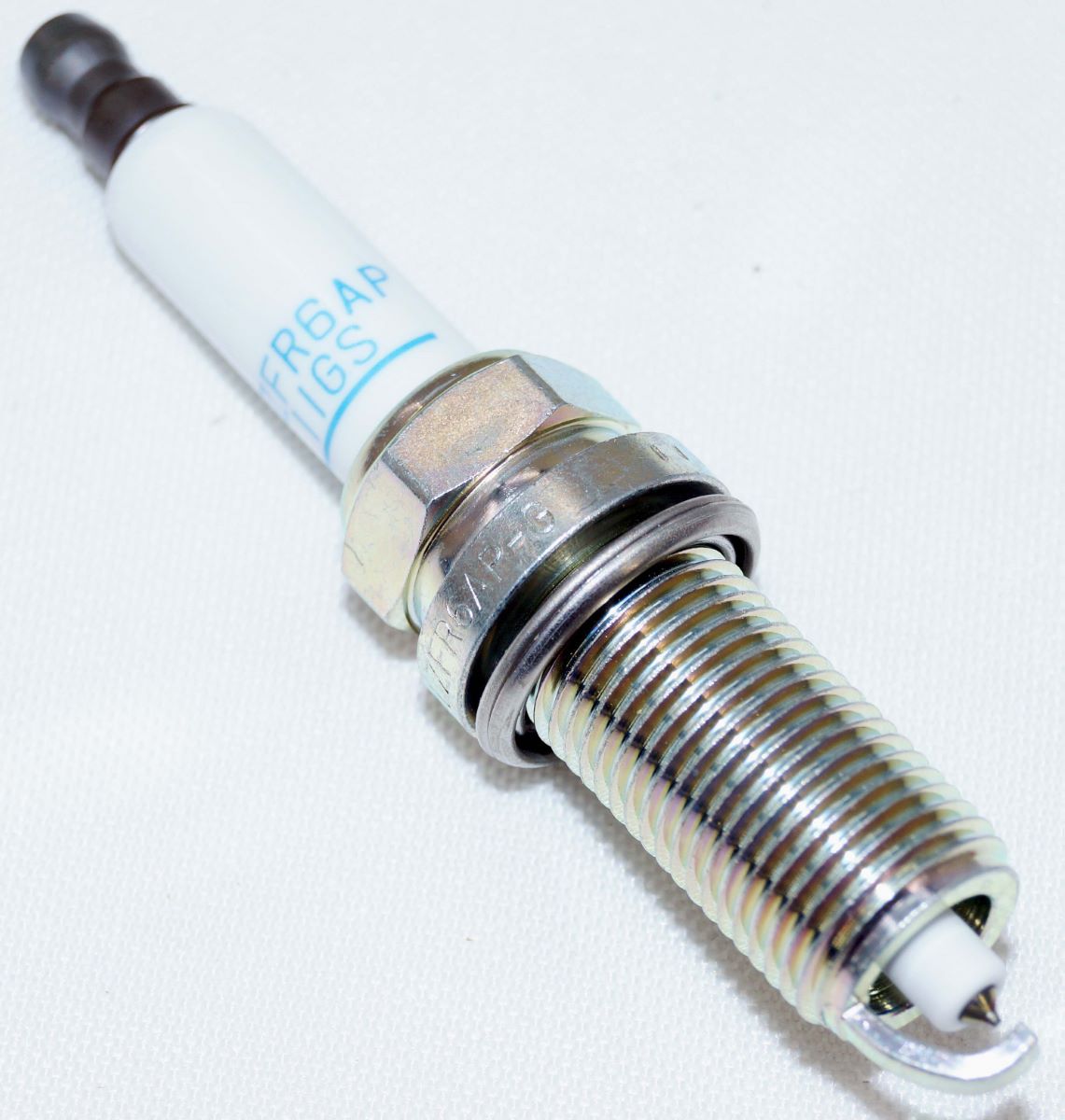 Set of 8 Genuine NGK 95712 LZFR6AP11GS Laser Platinum Spark Plugs - Image 8