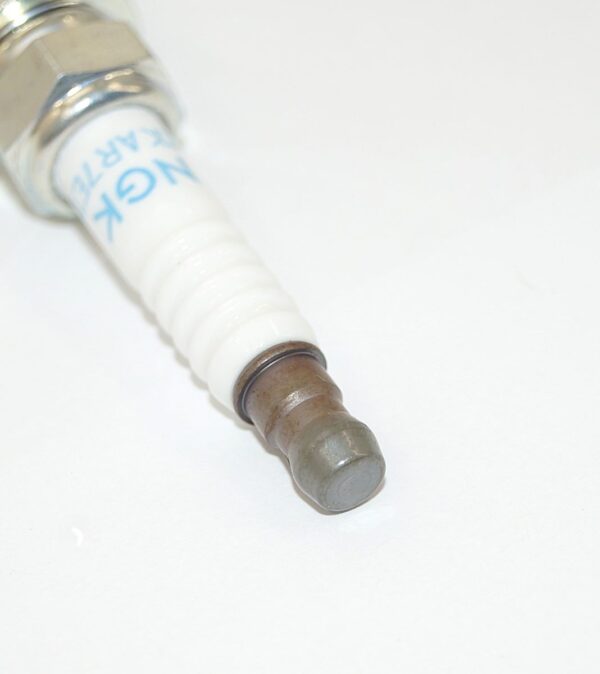 Set of 4 NGK 96509 ILZKAR7E11S Laser Iridium Spark Plugs - Image 5