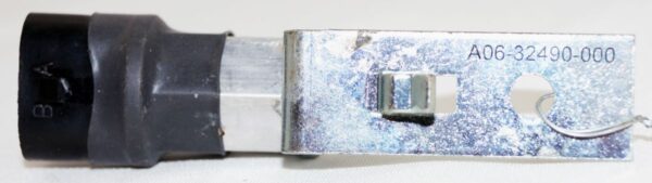 A06-32490-000 Switch and Breaker for Freightliner - Image 3