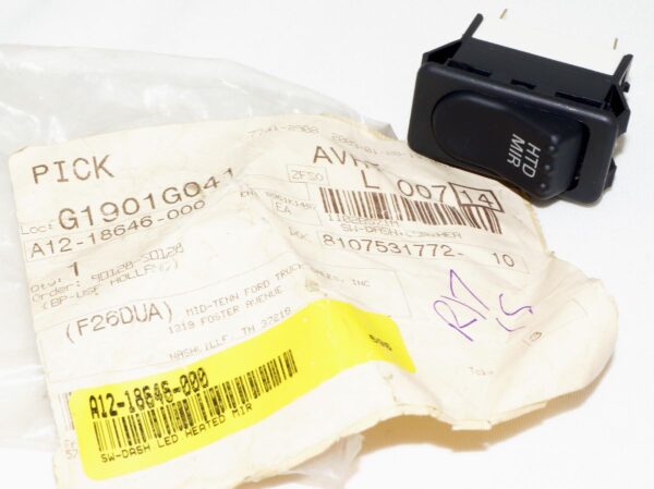 Sterling Heated Mirror Switch A12-18646-000 Freightliner