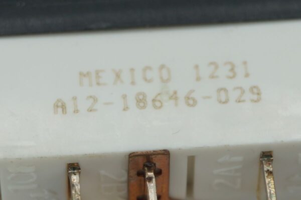 Freightliner A12-18646-029 Mark Blank Switch Dash - Image 3