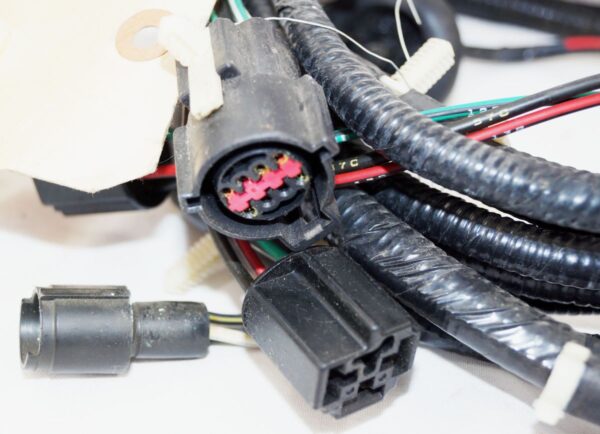 F3HZ13076A Freightliner LH Headlamp Wire Lead Harness - Image 3