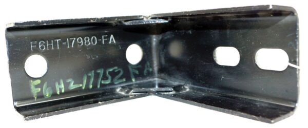 Ford Sterling Reinforcement Bracket F6HZ-17752-FA - Image 3