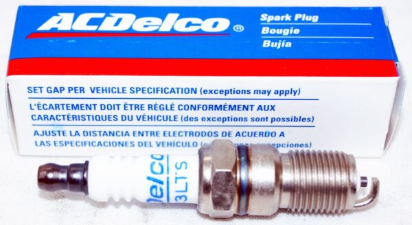 Set of 8 Genuine OEM ACDelco MR43LTS Conventional Nickel Spark Plug GM 19355201 - Image 2