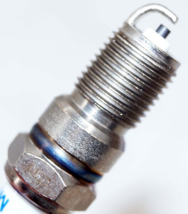 Set of 8 Genuine OEM ACDelco MR43LTS Conventional Nickel Spark Plug GM 19355201 - Image 4