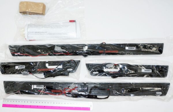 Genuine OEM T99G6-6TA00 Nissan Illuminated Door Sill Plate Set Pathfinder 22-24 - Image 4