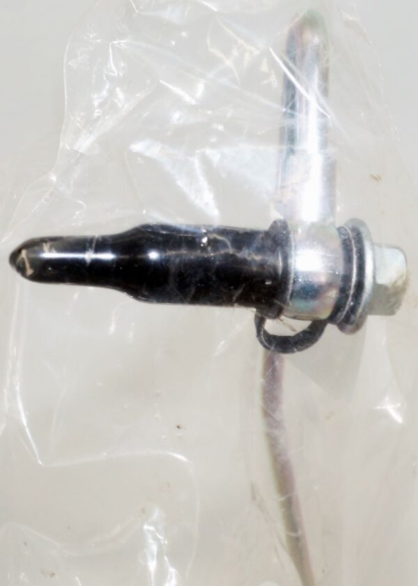 Genuine OEM 12656313 GM Fuel Feed Pipe - Image 3