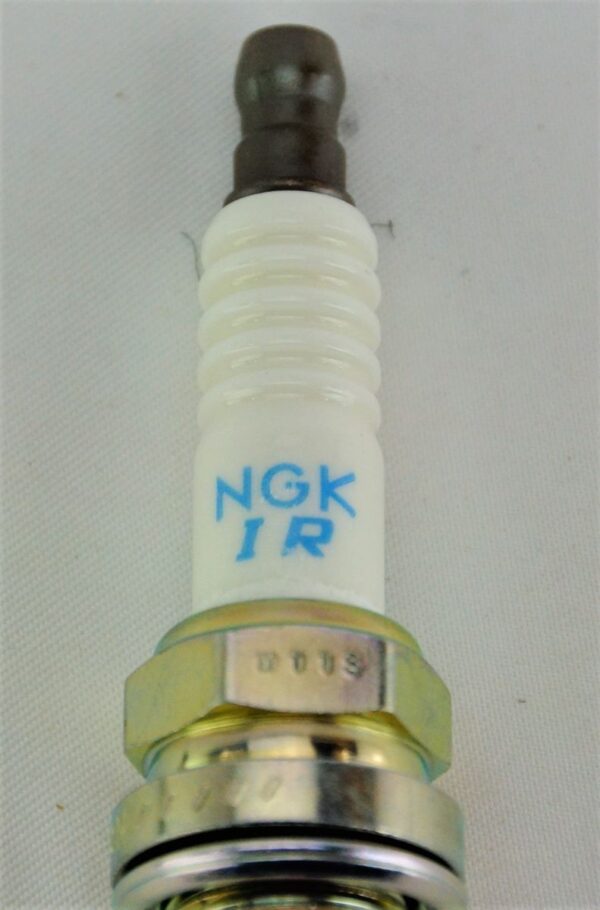 Set of 8 NGK 48716 Ignition Coils and 16 NGK 92145 Laser Iridium Spark Plugs - Image 12