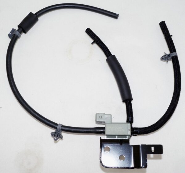 Genuine OEM 39400-2B040 Hyundai Genuine OEM Solenoid Valve & Hose Veloster - Image 4