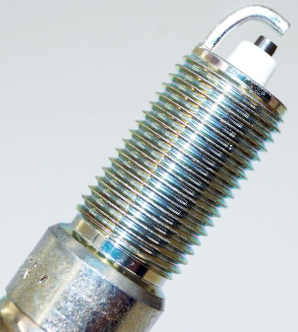 Set of 10 Genuine NGK 4306 LZTR5A-13 V-Power Spark Plugs - Image 7