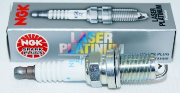 Set of 4 Genuine NGK 5555 PFR6G-11 Laser Platinum Spark Plugs - Image 2
