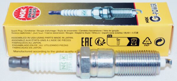 Set of 6 NGK 3381 LZTR5AGP Platinum Spark Plugs and 53141 CRX067 Wire Set Kit - Image 4