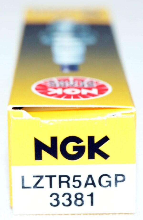 Set of 6 NGK 3381 LZTR5AGP Platinum Spark Plugs and 53141 CRX067 Wire Set Kit - Image 11