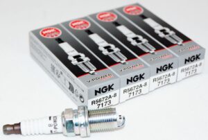 Set of 4 Genuine NGK 7173 R5672A-8 Racing Plugs