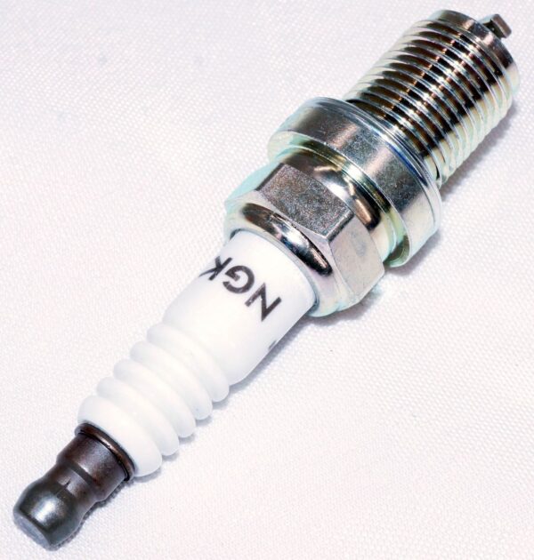 Set of 4 Genuine NGK 7405 R5672A-9 Racing Plugs - Image 8