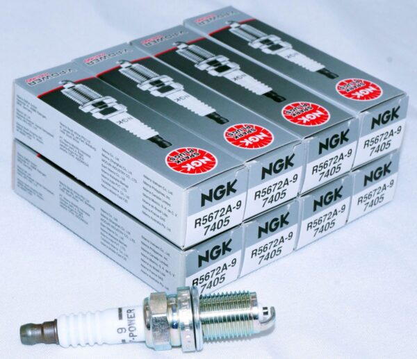 Set of 8 Genuine NGK 7405 R5672A-9 Racing Plugs