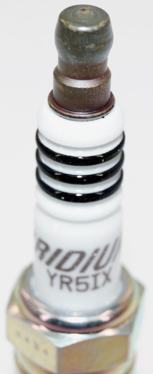 Set of 8 Genuine NGK 7516 YR5IX Iridium IX Spark Plugs - Image 5