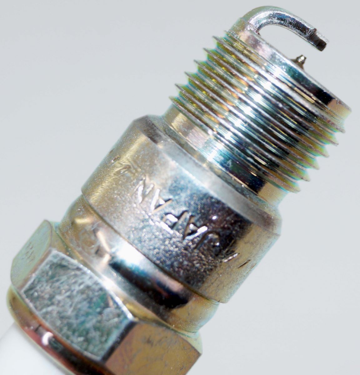 Set of 8 Genuine NGK 7516 YR5IX Iridium IX Spark Plugs - Image 6