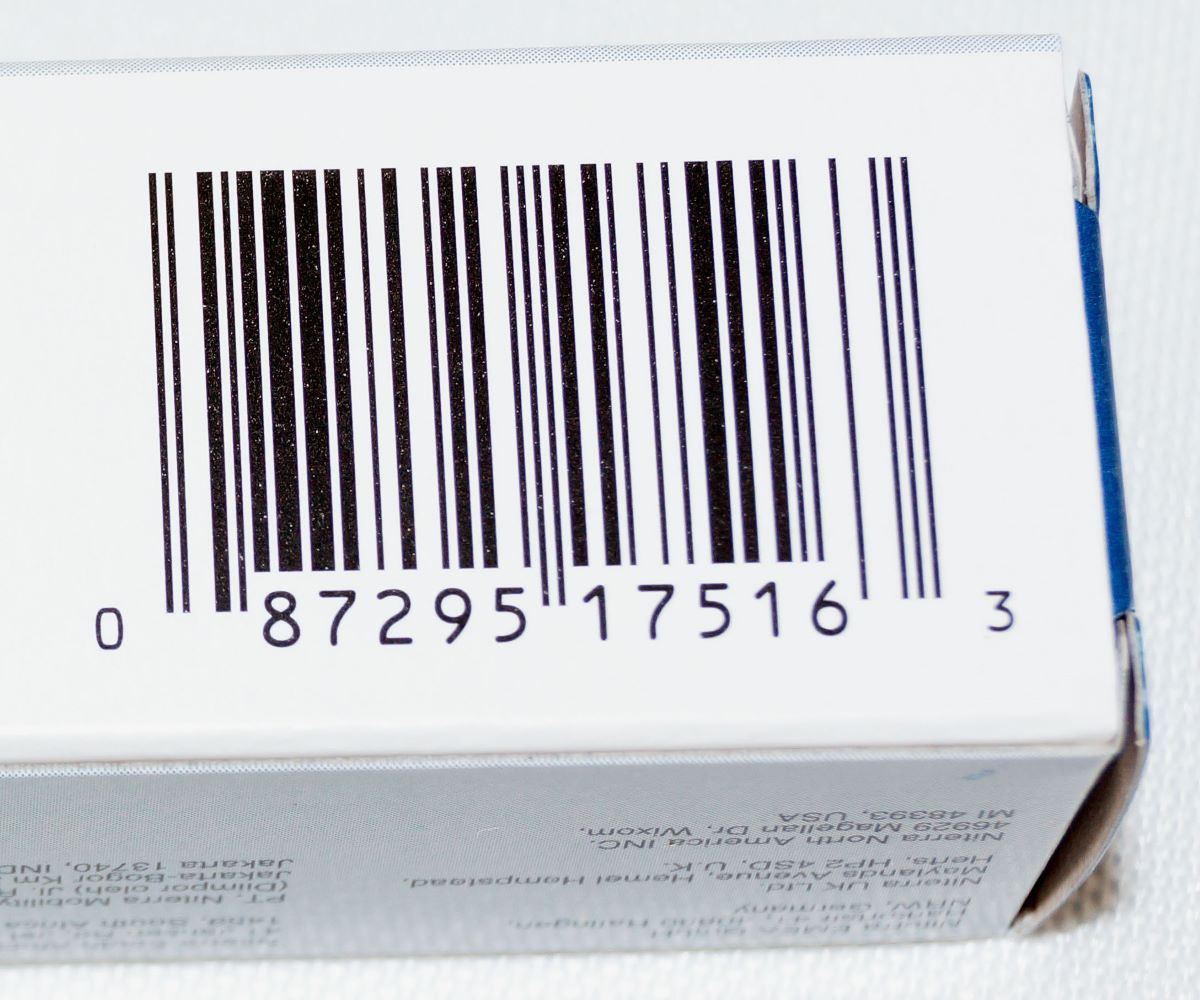 Set of 8 Genuine NGK 7516 YR5IX Iridium IX Spark Plugs - Image 10