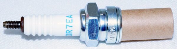 Set of 2 Genuine NGK 7839 DR7EA Nickel Spark Plugs - Image 4