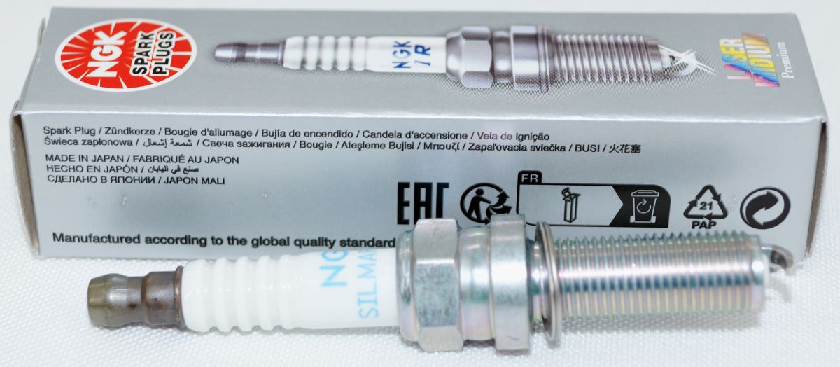 Set of 8 Genuine NGK 93675 SILMAR7A9S Laser Iridium Spark Plugs - Image 2