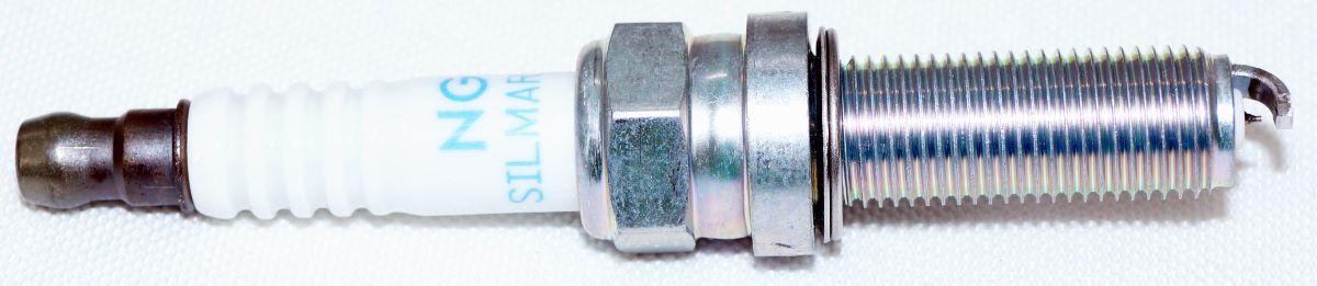 Set of 8 Genuine NGK 93675 SILMAR7A9S Laser Iridium Spark Plugs - Image 4