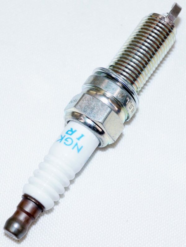 Set of 4 Genuine NGK 93815 SILZKR6B10E Laser Iridium Spark Plugs - Image 8
