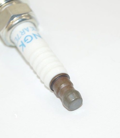 Set of 2 Genuine NGK 96509 ILZKAR7E11S Laser Iridium Spark Plugs - Image 3