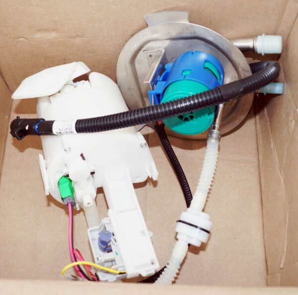 Genuine OEM Motorcraft PFS508 Electric Fuel Pump Ford 8C3Z9H307A - Image 3