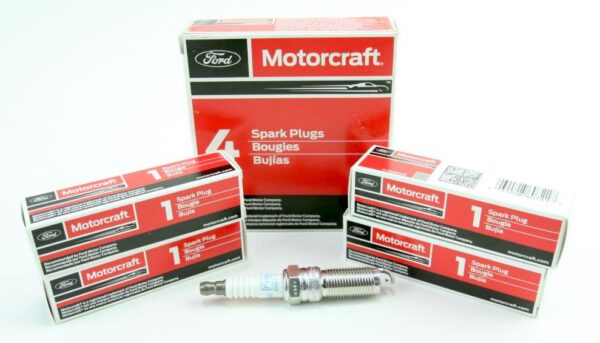 Set of 4 Genuine OEM Motorcraft SP532 Iridium Spark Plugs Ford CYFS13YRC
