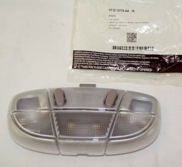 Genuine OEM YF1Z13776AA Ford Dome Light Dome Lamp Assembly Interior