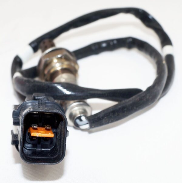 Genuine OEM 3921039500 Kia Sorento Oxygen Sensor Front Right - Image 4