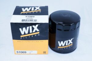 Spin On Engine Oil Filter Wix 51069 fits various GM Family of Cars Trucks 64-99