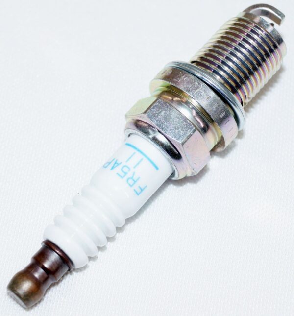 Set of 6 NGK 5463 FR5AP-11 Laser Platinum Spark Plugs - Image 8