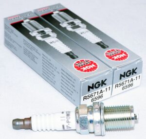 Set of 2 Genuine NGK 6596 R5671A-11 Racing Plugs