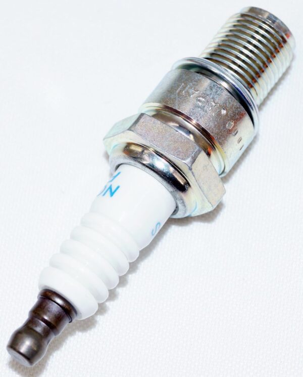 Set of 6 Genuine NGK 6669 BR9ECS-5 Nickel Spark Plugs - Image 8