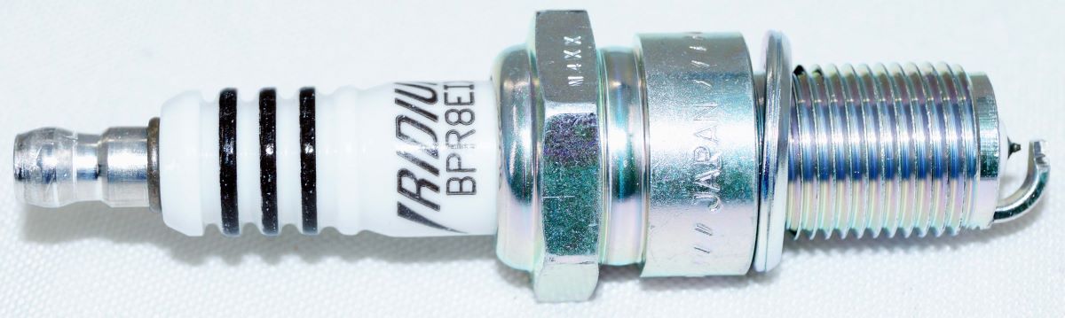 Set of 6 Genuine NGK 6684 BPR8EIX Iridium IX Spark Plugs - Image 3