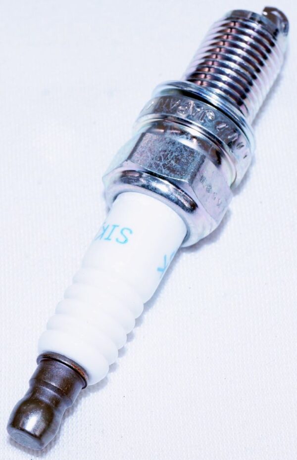 Set of 6 Genuine NGK 93618 SIKR9A7 Laser Iridium Spark Plugs - Image 8