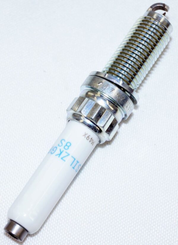 Set of 3 Genuine NGK 94201 SILZKGR8B8S Laser Iridium Spark Plugs - Image 9