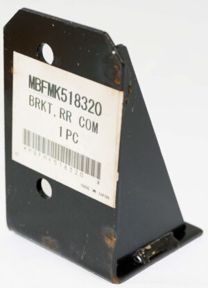 MK518320 Rear Combination Lamp Bracket for Mitsubishi Fuso