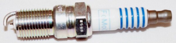 Genuine OEM Motorcraft SP541 Spark Plug AFord GSF32YR - Image 2