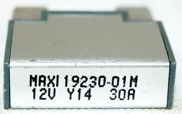 Freightliner 19230-01M Circut Breaker MAXI 12V Y14 30A