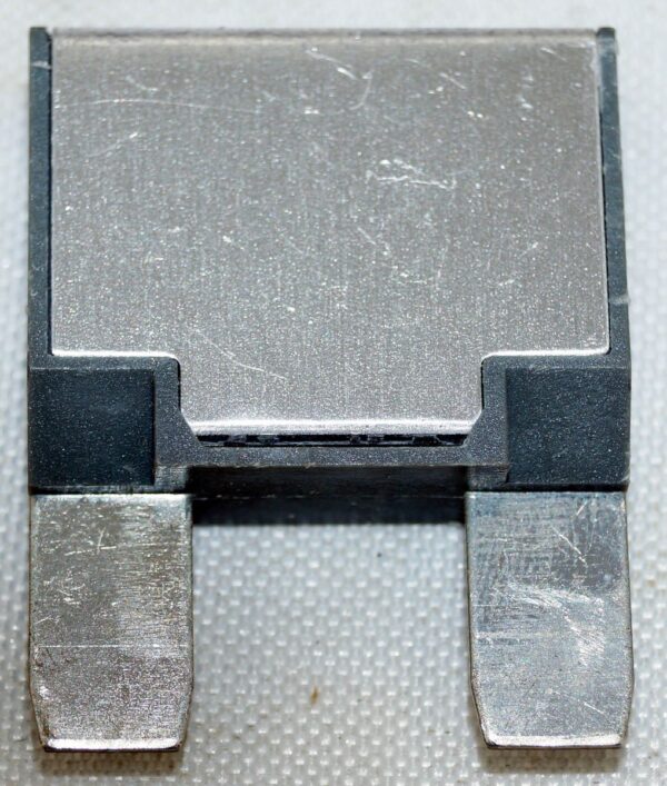 Freightliner 19230-01M Circut Breaker MAXI 12V Y14 30A - Image 3