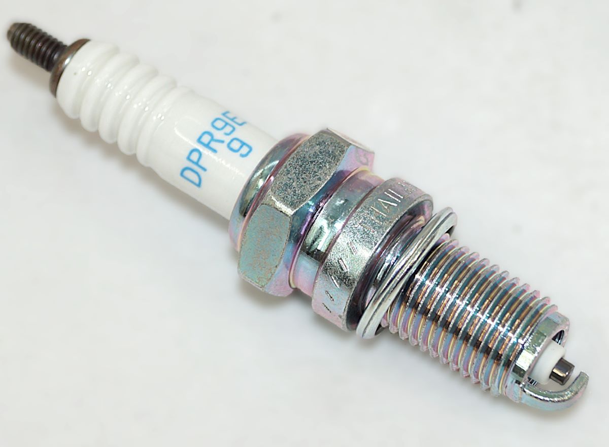 10 Pack Genuine NGK 5329 DPR9EA-9 Nickel Spark Plugs - Image 4