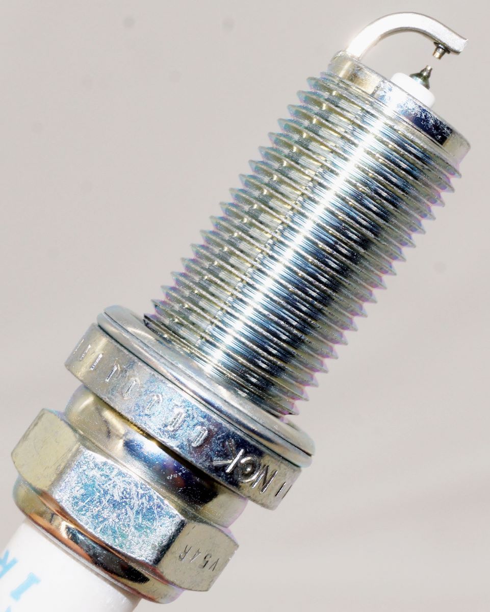 Genuine NGK 91961 DILFR7K9G Laser Iridium Spark Plug - Image 5