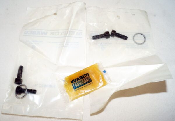 Meritor Wabco S4725000072 ABS Tractor Relay Valve - Image 7